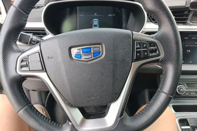 Used Geely Auto Emgrand 2018 1.5L CVT Upward Connect Edition Steering Wheel