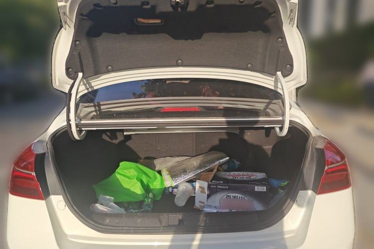 Used Geely Auto Emgrand 2018 1.5L CVT Upward Connect Edition Trunk