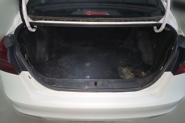 Used Geely Auto Emgrand 2018 1.5L Manual Upward Connect Edition Trunk