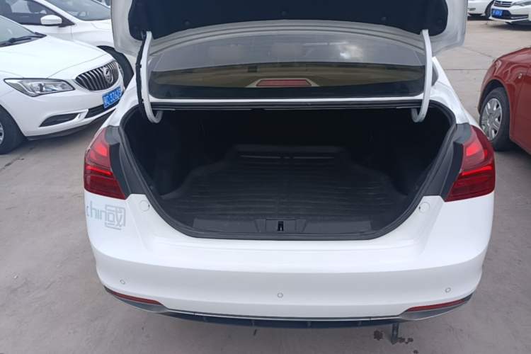 Used Geely Auto Emgrand 2018 1.5L Manual Luxury Model Trunk