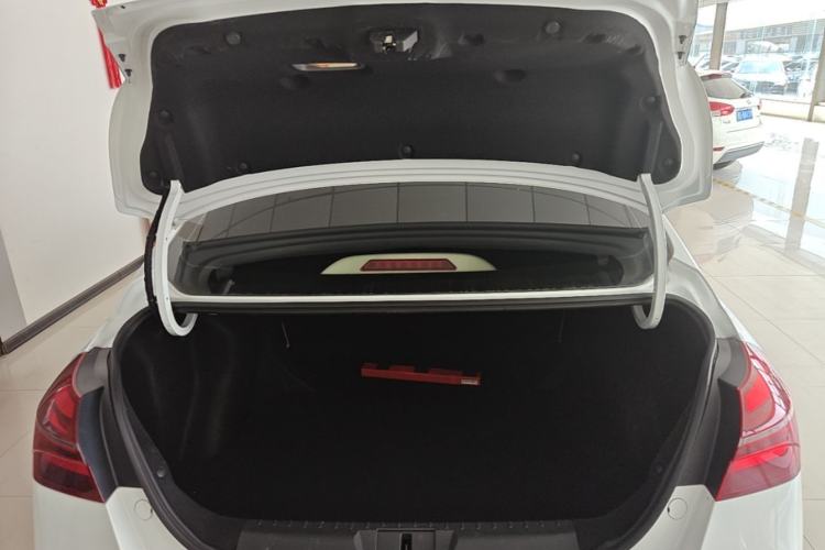 Used Geely Auto Emgrand 2018 1.5L Manual Luxury Model Trunk