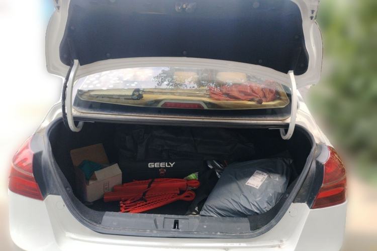 Used Geely Auto Emgrand 2018 1.5L Manual Fashion Model Trunk