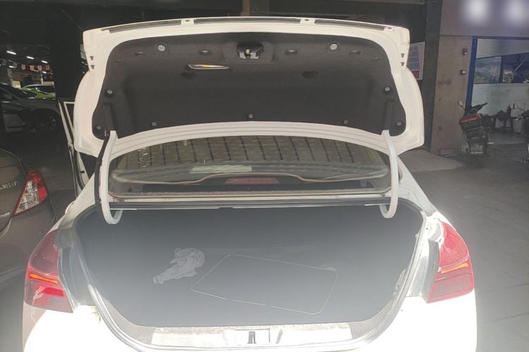Used Geely Auto Emgrand 2018 1.5L CVT Upward Connect Edition Trunk