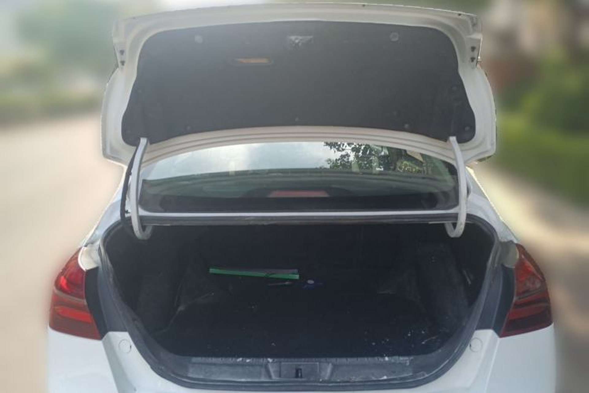 Used Geely Auto Emgrand 2018 1.5L CVT Upward Connect Edition Trunk