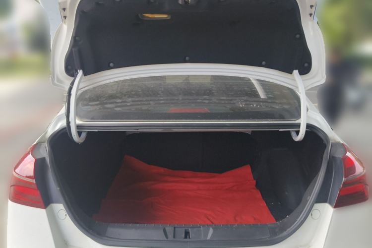 Used Geely Auto Emgrand 2018 1.5L CVT Upward Connect Edition Trunk