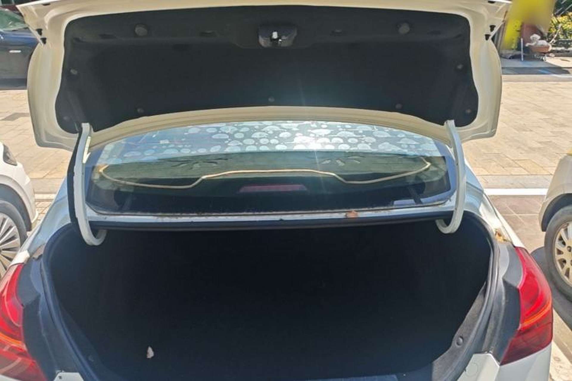 Used Geely Auto Emgrand 2018 1.5L CVT Upward Connect Edition Trunk