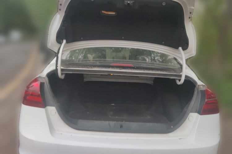 Used Geely Auto Emgrand 2018 1.5L Manual Upward Connect Edition Trunk