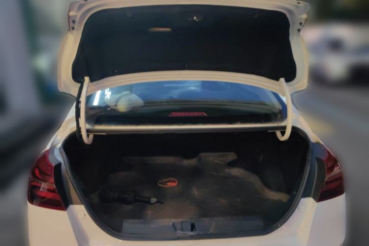 Used Geely Auto Emgrand 2018 1.5L CVT Upward Connect Edition Trunk