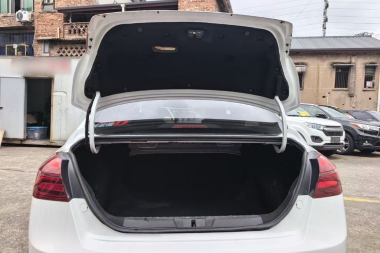 Used Geely Auto Emgrand 2018 1.5L Manual Upward Connect Edition Trunk
