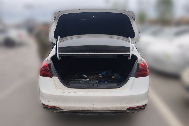 Used Geely Auto Emgrand 2018 1.5L CVT Upward Connect Edition Trunk