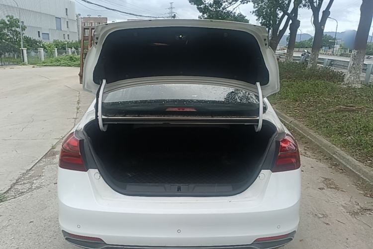 Used Geely Auto Emgrand 2018 1.5L CVT Upward Connect Edition Trunk