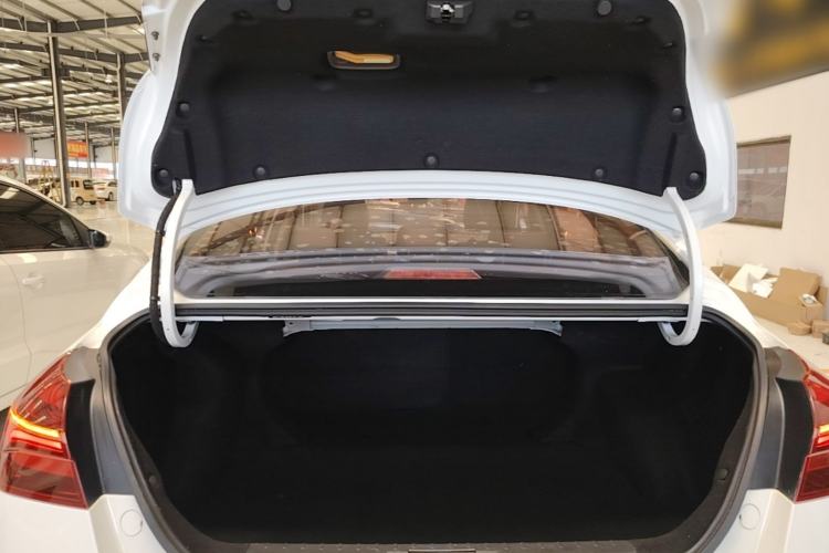 Used Geely Auto Emgrand 2018 1.5L CVT Upward Connect Edition Trunk