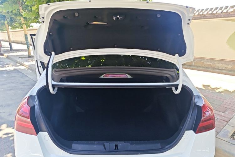 Used Geely Auto Emgrand 2018 1.5L Manual Luxury Model Trunk