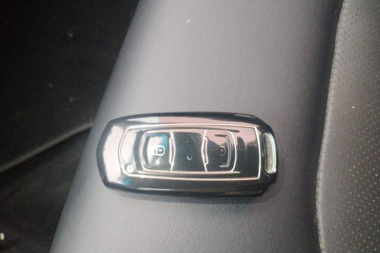 Used Geely Auto Emgrand 2018 1.5L CVT Upward Connect Edition Vehicle Key