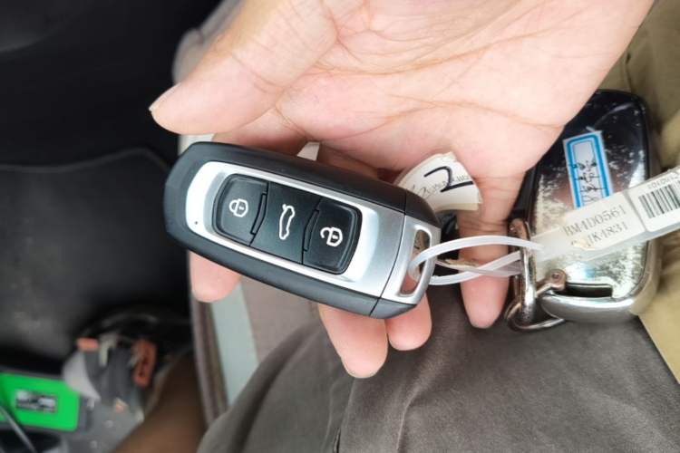 Used Geely Auto Emgrand 2018 1.5L Manual Upward Connect Edition Vehicle Key