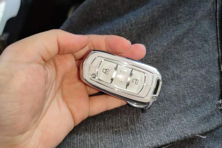 Used Geely Auto Emgrand 2018 1.5L CVT Upward Connect Edition Vehicle Key