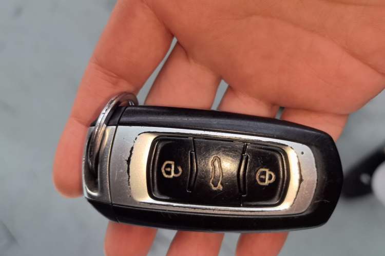 Used Geely Auto Emgrand 2018 1.5L Manual Luxury Model Vehicle Key