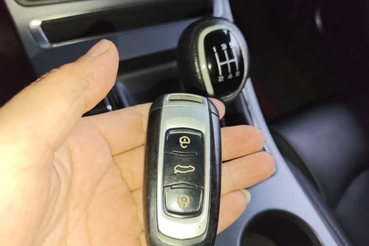 Used Geely Auto Emgrand 2018 1.5L Manual Upward Connect Edition Vehicle Key