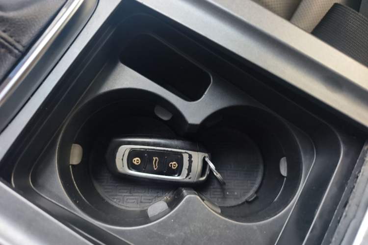 Used Geely Auto Emgrand 2018 1.5L CVT Upward Connect Edition Vehicle Key