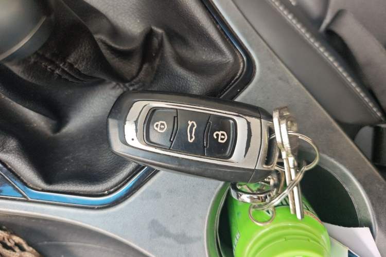 Used Geely Auto Emgrand 2018 1.5L Manual Upward Connect Edition Vehicle Key