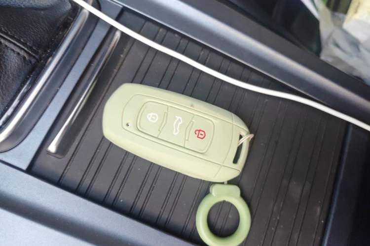 Used Geely Auto Emgrand 2018 1.5L CVT Upward Connect Edition Vehicle Key