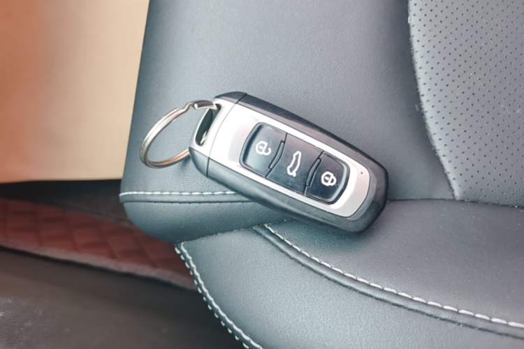 Used Geely Auto Emgrand 2018 1.5L Manual Upward Connect Edition Vehicle Key