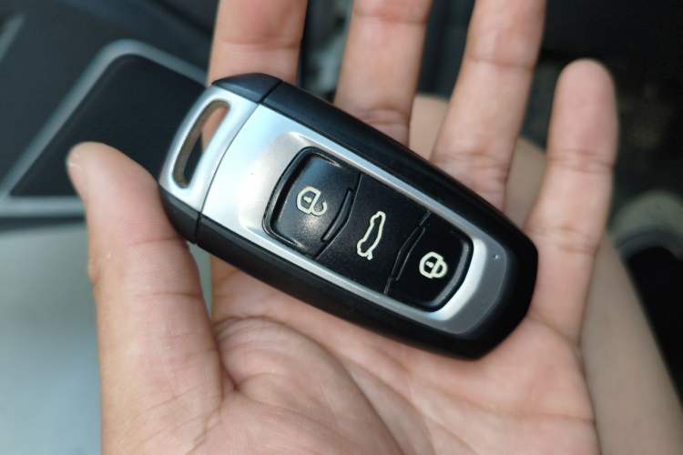 Used Geely Auto Emgrand 2018 1.5L Manual Upward Connect Edition Vehicle Key