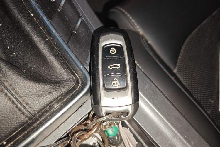 Used Geely Auto Emgrand 2018 1.5L CVT Luxury Model Vehicle Key