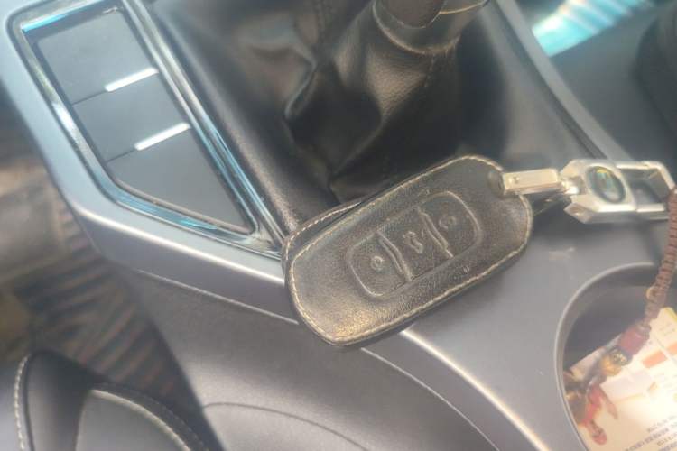 Used Geely Auto Emgrand 2018 1.5L Manual Upward Connect Edition Vehicle Key