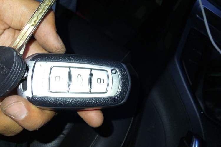 Used Geely Auto Emgrand 2018 1.5L Manual Upward Connect Edition Vehicle Key