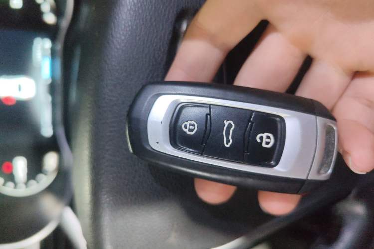 Used Geely Auto Emgrand 2018 1.5L CVT Upward Connect Edition Vehicle Key