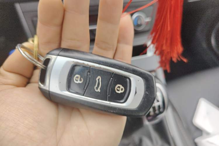 Used Geely Auto Emgrand 2018 1.5L Manual Upward Connect Edition Vehicle Key