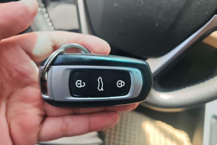Used Geely Auto Emgrand 2018 1.5L Manual Luxury Model Vehicle Key
