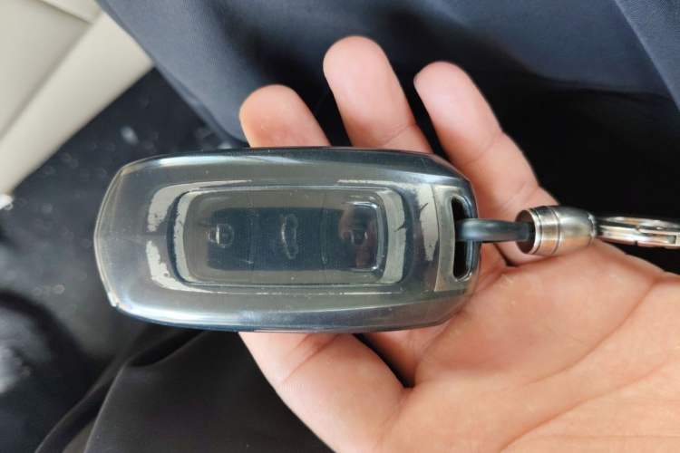 Used Geely Auto Emgrand 2018 1.5L Manual Luxury Model Vehicle Key