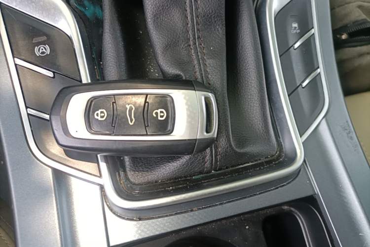 Used Geely Auto Emgrand 2018 1.5L CVT Luxury Model Vehicle Key