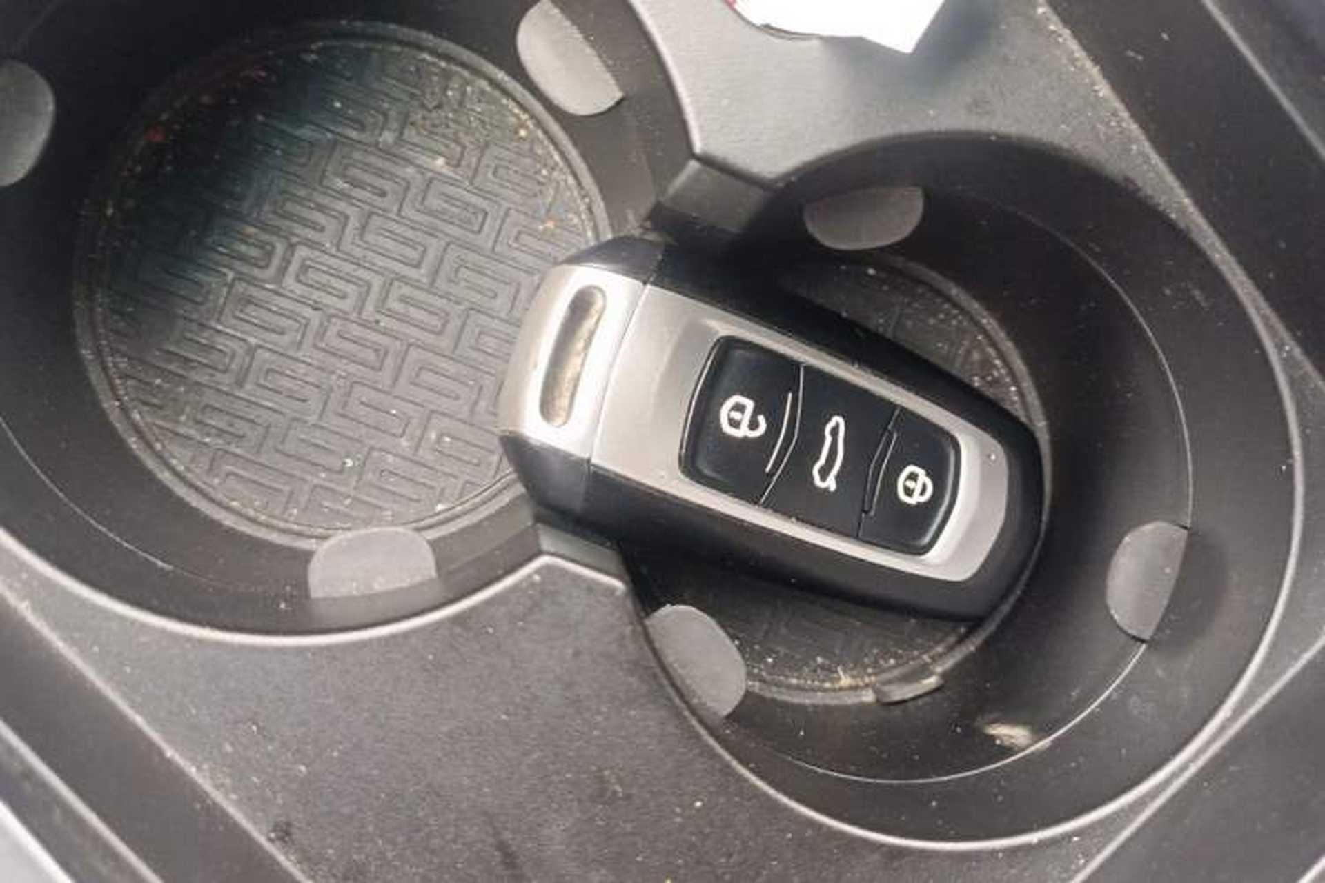 Used Geely Auto Emgrand 2018 1.5L CVT Upward Connect Edition Vehicle Key