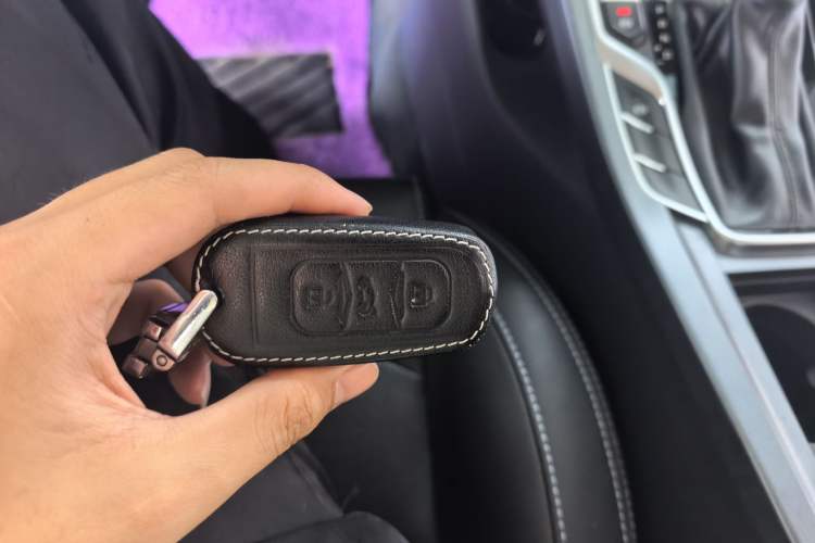 Used Geely Auto Emgrand 2018 1.5L CVT Upward Connect Edition Vehicle Key