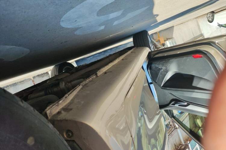 Used Geely Auto Emgrand 2018 1.5L CVT Upward Connect Edition Chassis Rear Left