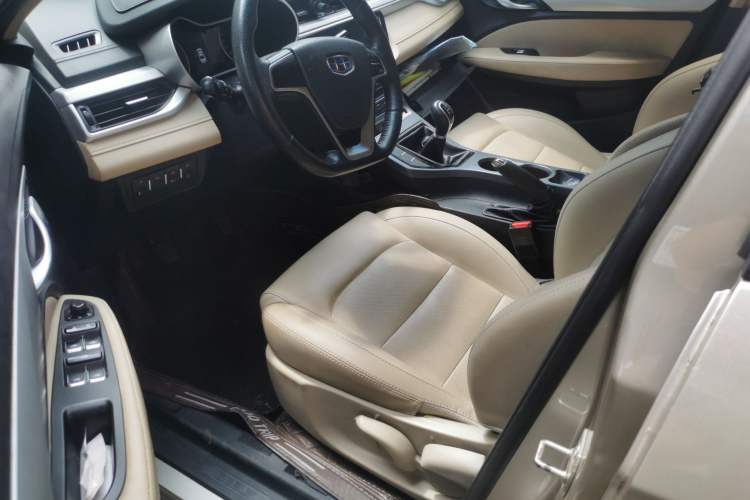 Used Geely Auto Emgrand 2018 1.5L Manual Luxury Model Driver Seat