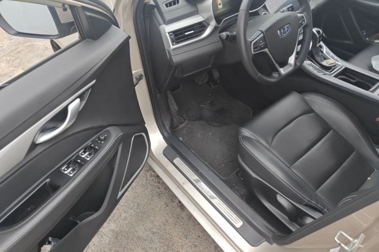 Used Geely Auto Emgrand 2018 1.5L CVT Upward Connect Edition Driver Seat