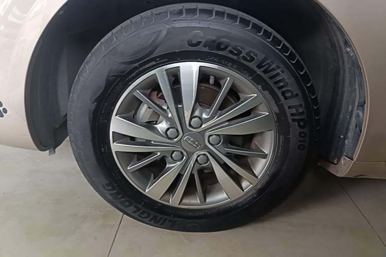 Used Geely Auto Emgrand 2018 1.5L Manual Luxury Model Exterior 4