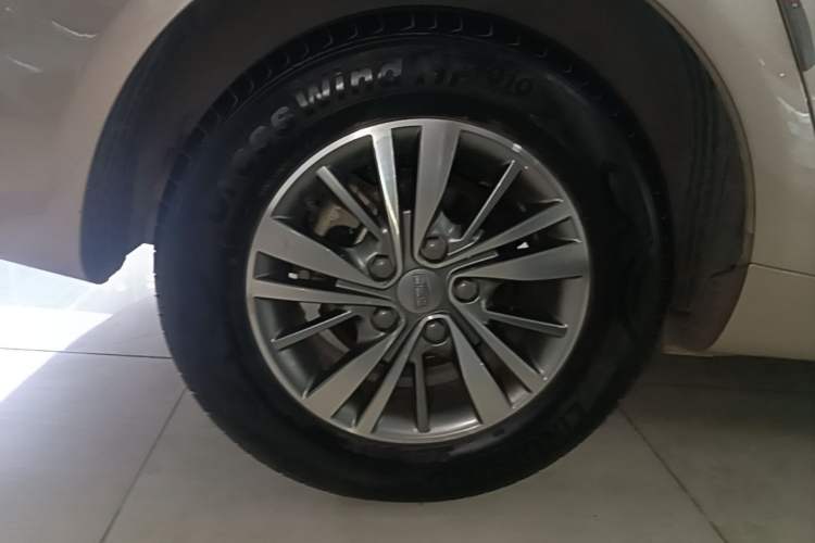 Used Geely Auto Emgrand 2018 1.5L Manual Luxury Model Exterior 5