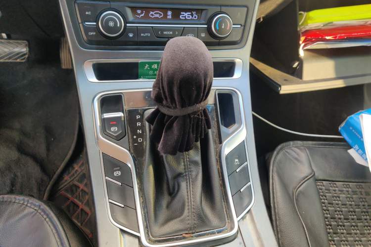 Used Geely Auto Emgrand 2018 1.5L CVT Luxury Model Gear Lever