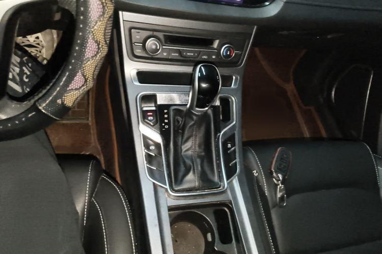 Used Geely Auto Emgrand 2018 1.5L CVT Upward Connect Edition Gear Lever