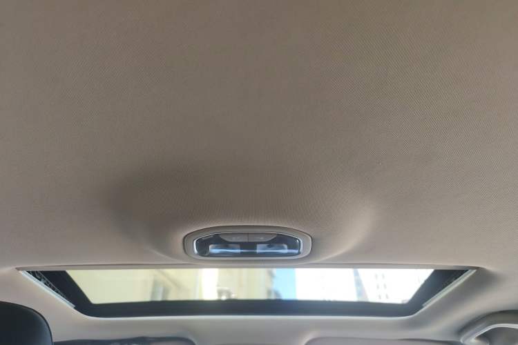 Used Geely Auto Emgrand 2018 1.5L CVT Upward Connect Edition Headliner