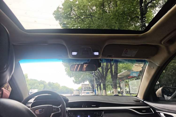 Used Geely Auto Emgrand 2018 1.5L Manual Upward Connect Edition Headliner