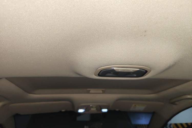 Used Geely Auto Emgrand 2018 1.5L Manual Upward Connect Edition Headliner