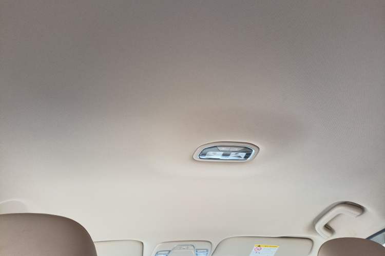 Used Geely Auto Emgrand 2018 1.5L CVT Luxury Model Headliner