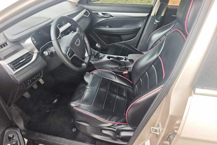 Used Geely Auto Emgrand 2018 1.5L Manual Upward Connect Edition Interior 1