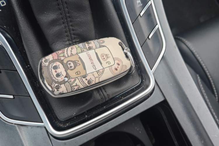 Used Geely Auto Emgrand 2018 1.5L CVT Upward Connect Edition Interior 1
